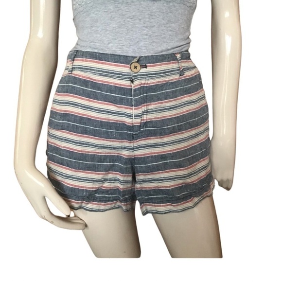 𝅺women’s British Khaki stripped light shorts - Picture 1 of 5